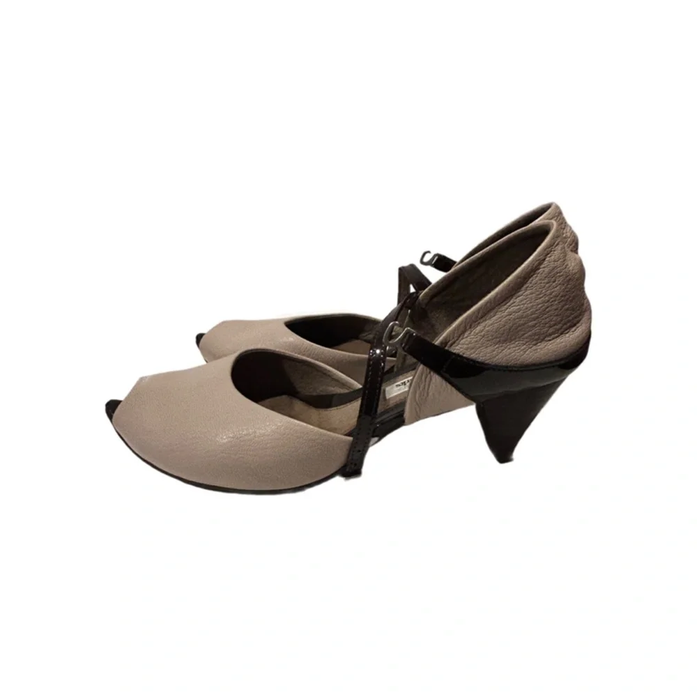 Rare Emiko Kamishima & Rabokigoshi Works Women’s Shoes, 6.5 - Picture 4 of 8